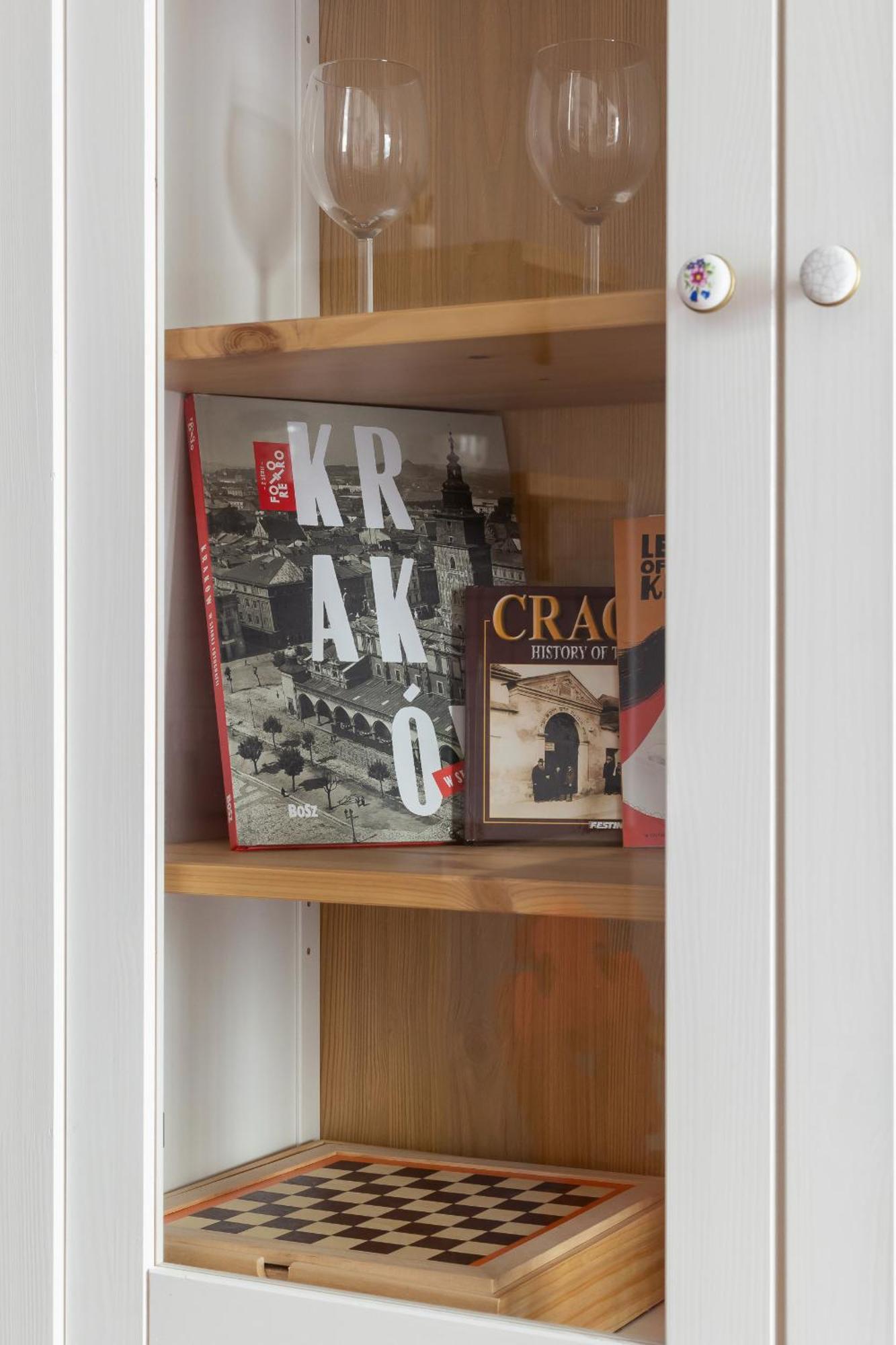 Prandoty Beautiful Apartment With Balcony Cracow By Renters Prestige Krakau Exterior foto
